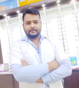Sr Optometrist - Eye Max Eye Hospital